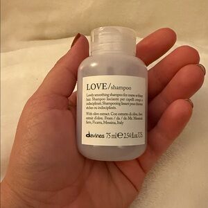 Davines LOVE Smoothing Shampoo 75mL